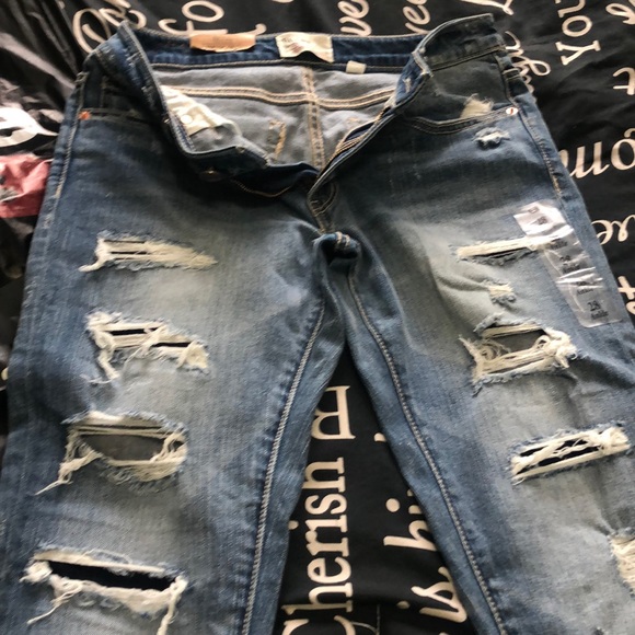 NWT - Picture 3 of 4